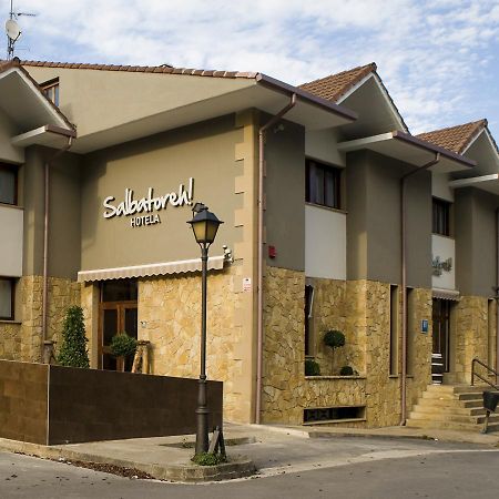 Hotel Salbatoreh Beasain Extérieur photo