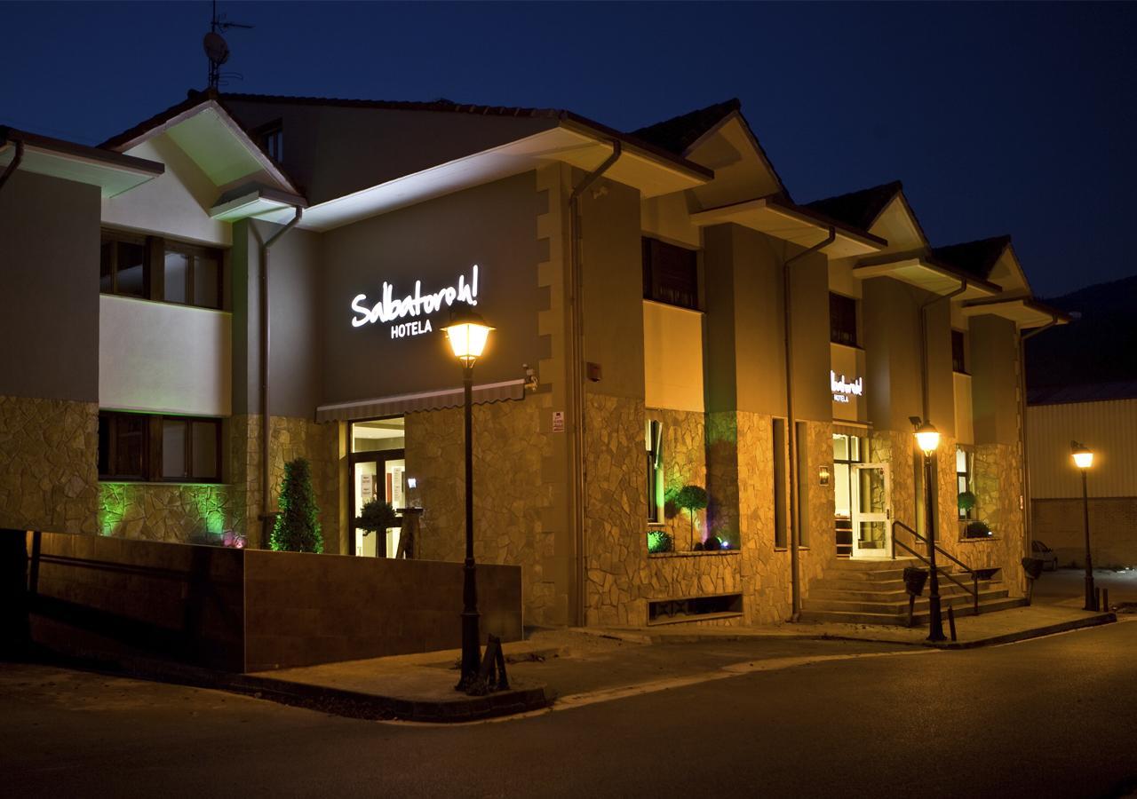 Hotel Salbatoreh Beasain Extérieur photo